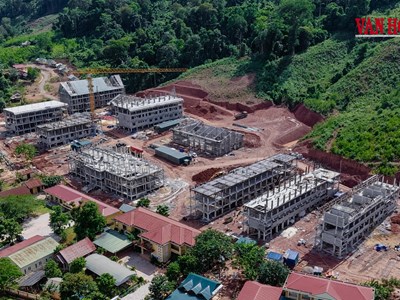 Quảng Trị: Trường mới mở lối học tập cho trẻ em vùng biên