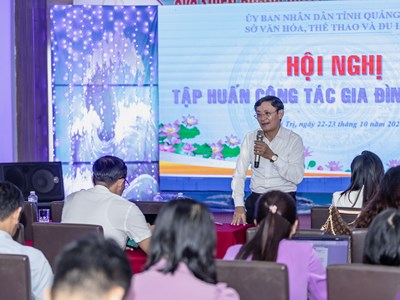 Giúp cán bộ cơ sở vững nghiệp vụ công tác gia đình