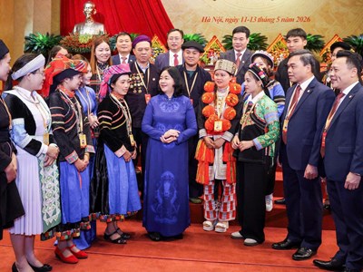  Đổi mới nội dung, phương thức hoạt động của MTTQ Việt Nam, các tổ chức chính trị - xã hội trong công tác dân tộc giai đoạn mới