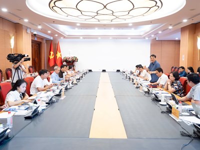 Hoàn thiện quy định về nội dung quản lý và chính sách của nhà nước đối với hoạt động xuất bản 