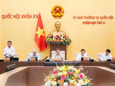Ủy ban Thường vụ Quốc hội cho ý kiến về dự án Luật Phòng, chống phổ biến vũ khí hủy diệt hàng loạt
