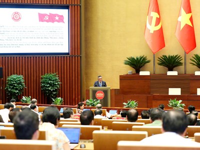 Ngăn chặn việc lợi dụng sắp xếp bộ máy để “cài cắm” người thân tín không đủ năng lực 