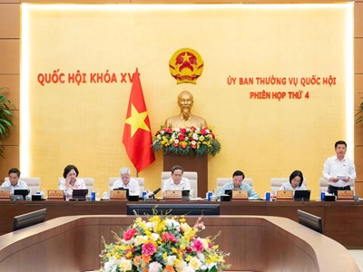 Ủy ban Thường vụ Quốc hội cho ý kiến về dự án Luật Kinh doanh bất động sản (sửa đổi)