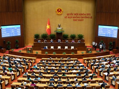 Giảm 30% thuế thu nhập cá nhân và thuế thu nhập doanh nghiệp 