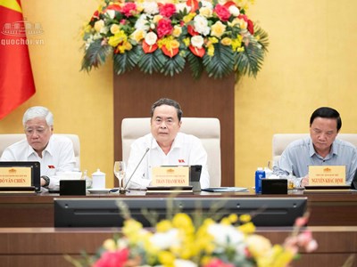 Khẩn trương lấy ý kiến nhân dân đối với việc sửa đổi Luật Đất đai và Bộ luật Hình sự