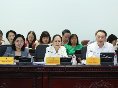 Đẩy mạnh phân quyền, phân cấp, tháo gỡ khó khăn, vướng mắc trong thực hiện