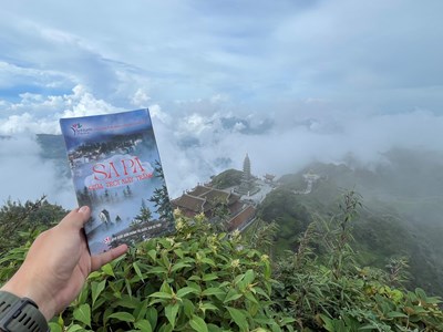 Ra mắt sách “Sa Pa giữa trời mây trắng”