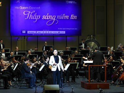 “Thắp sáng niềm tin” chào mừng 70 năm Giải phóng Thủ đô