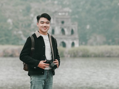 Á quân Giọng hát hay Hà Nội 2024 Đinh Xuân Đạt ra MV đầu tay "Hoàn Kiếm"