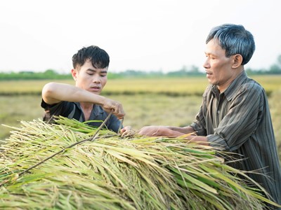 Hành trình của một cậu bé nghèo đam mê ca hát