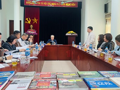 Thứ trưởng Bộ VHTTDL Phan Tâm làm việc với Nxb Văn hoá dân tộc