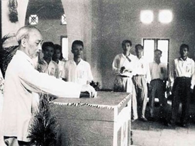 Tổng tuyển cử đầu tiên bầu Quốc hội Việt Nam