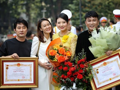 Đợt phong tặng Nghệ sĩ Nhân dân, Nghệ sĩ Ưu tú đầu tiên