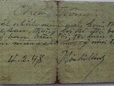 Bác Hồ gửi áo và thơ, lan tỏa tinh thần Tết kháng chiến