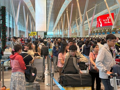 Hôm nay Tân Sơn Nhất dự kiến lập đỉnh hơn 158.000 khách/ngày 