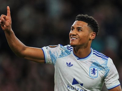 Aston Villa thắng trên sân Lille, Roma chia điểm Bologna ở Europa League