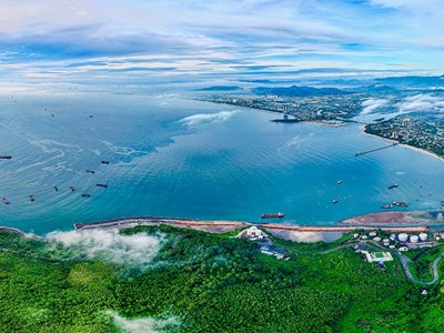 Đô thị du lịch biển: Cuộc đua mới của các địa phương