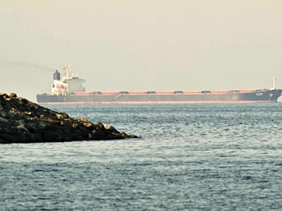 Căng thẳng Biển Đỏ leo thang, logistics toàn cầu tiếp tục bị bóp nghẹt