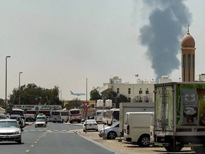 Iran tấn công sân bay Dubai, chiến sự lan ra vùng Vịnh