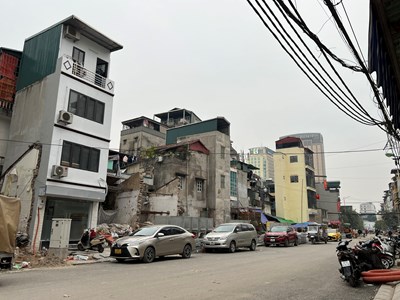 Kiểm soát xây dựng ven sông Hồng: Thách thức cân bằng giữa quy hoạch và đời sống