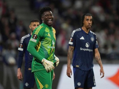 Cúp châu Âu rạng sáng 11.4: Sai lầm của “ông lớn”, nhiều kết quả bất ngờ 