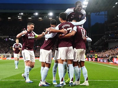 Lộ diện bán kết Europa League: “Nội chiến” Anh, bất ngờ Braga - Freiburg