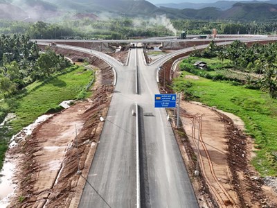 Ngày mai 29.4: Thông xe đoạn cao tốc Quảng Ngãi - Hoài Nhơn, Biên Hòa - Vũng Tàu