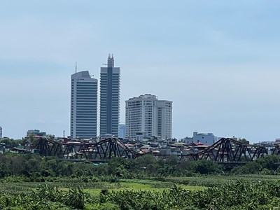 Khi Hà Nội chuyển từ “quay lưng” sang “hướng mặt” ra sông Hồng