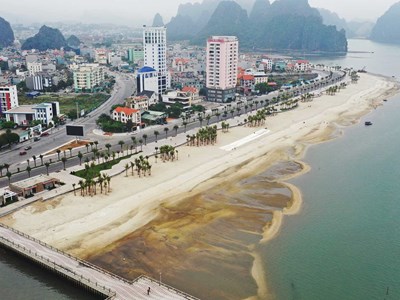 Quảng Ninh hướng tới trung tâm du lịch quốc tế, thành phố di sản tầm khu vực
