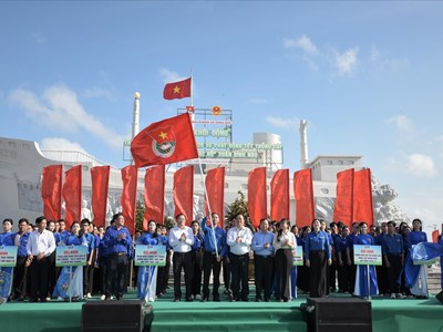 Ngày Quốc tế Thanh niên được tổ chức lần đầu trên thế giới (2000)