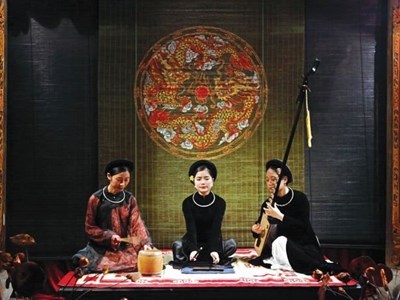 Ca trù được đưa vào danh sách cần bảo vệ khẩn cấp (2009)