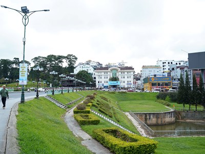 Công viên Ánh sáng Đà Lạt: Thêm hạ tầng cho du lịch đêm