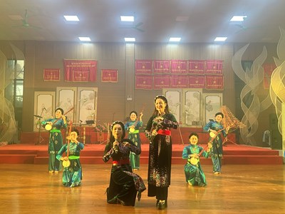 Tôn vinh bản sắc, thắt chặt giao lưu nhân văn