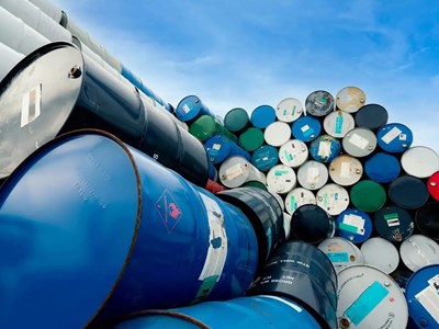 Giá xăng dầu hôm nay 12.1: Thị trường quốc tế chưa hết giằng co