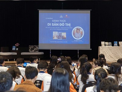 Trò chuyện với sinh viên về “Đánh thức di sản đô thị”