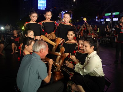 Sắc màu văn hóa Tây Nguyên giữa lòng Thành phố mang tên Bác