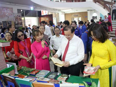 “Dấu ấn Điện Biên trong điện ảnh” tại TP.HCM