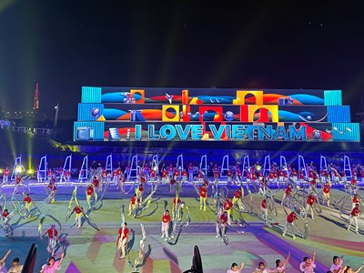 Đã sẵn sàng cho show diễn “Chuyến tàu huyền thoại” trên cảng Sài Gòn