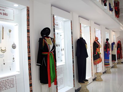 Ra mắt Bảo tàng tư nhân Hoàng cung triều Nguyễn và Bảo tàng Trang sức 54 dân tộc Việt Nam