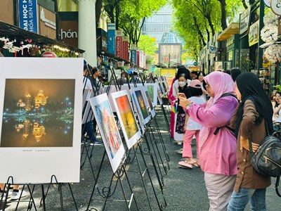 Triển lãm 100 tác phẩm đặc sắc về An Giang tại TP.HCM