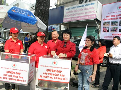 Thêm hơn 22,5 tỉ đồng hỗ trợ đồng bào bị thiệt hại do bão lũ