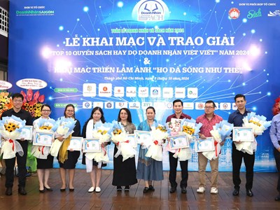 Khai mạc Tuần lễ Doanh nhân và Sách năm 2024