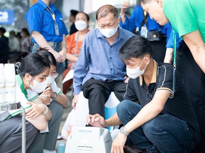 Hơn 3.000 người dân được khám sức khỏe “0 đồng” trong ngày hội “Sống khỏe mỗi ngày” năm 2024