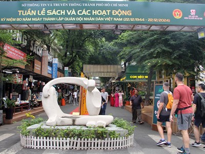 Tuần lễ sách và các hoạt động kỷ niệm 80 năm Ngày thành lập Quân đội Nhân dân Việt Nam