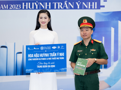 Mang tủ sách đến trẻ em vùng núi, khởi động dự án nhân ái “Heart to Head“