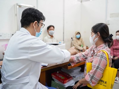 Cách phân biệt cúm mùa, Covid-19 và các bệnh truyền nhiễm về đường hô hấp