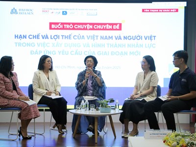 Nhà ngoại giao Tôn Nữ Thị Ninh trò chuyện với sinh viên về nguồn nhân lực trong giai đoạn mới