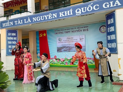 12 năm gắn kết học sinh với sân khấu truyền thống