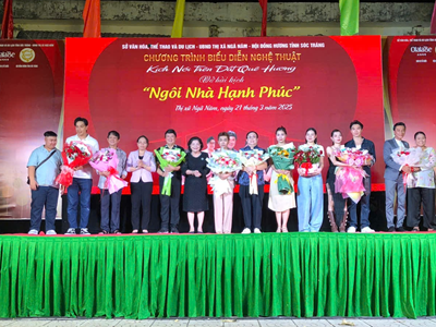 Chương trình nghệ thuật thiện nguyện “Kịch nói trên đất quê hương” 