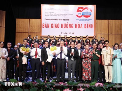 Tổng Bí thư Tô Lâm dự chương trình hòa nhạc đặc biệt “Bản giao hưởng hòa bình”